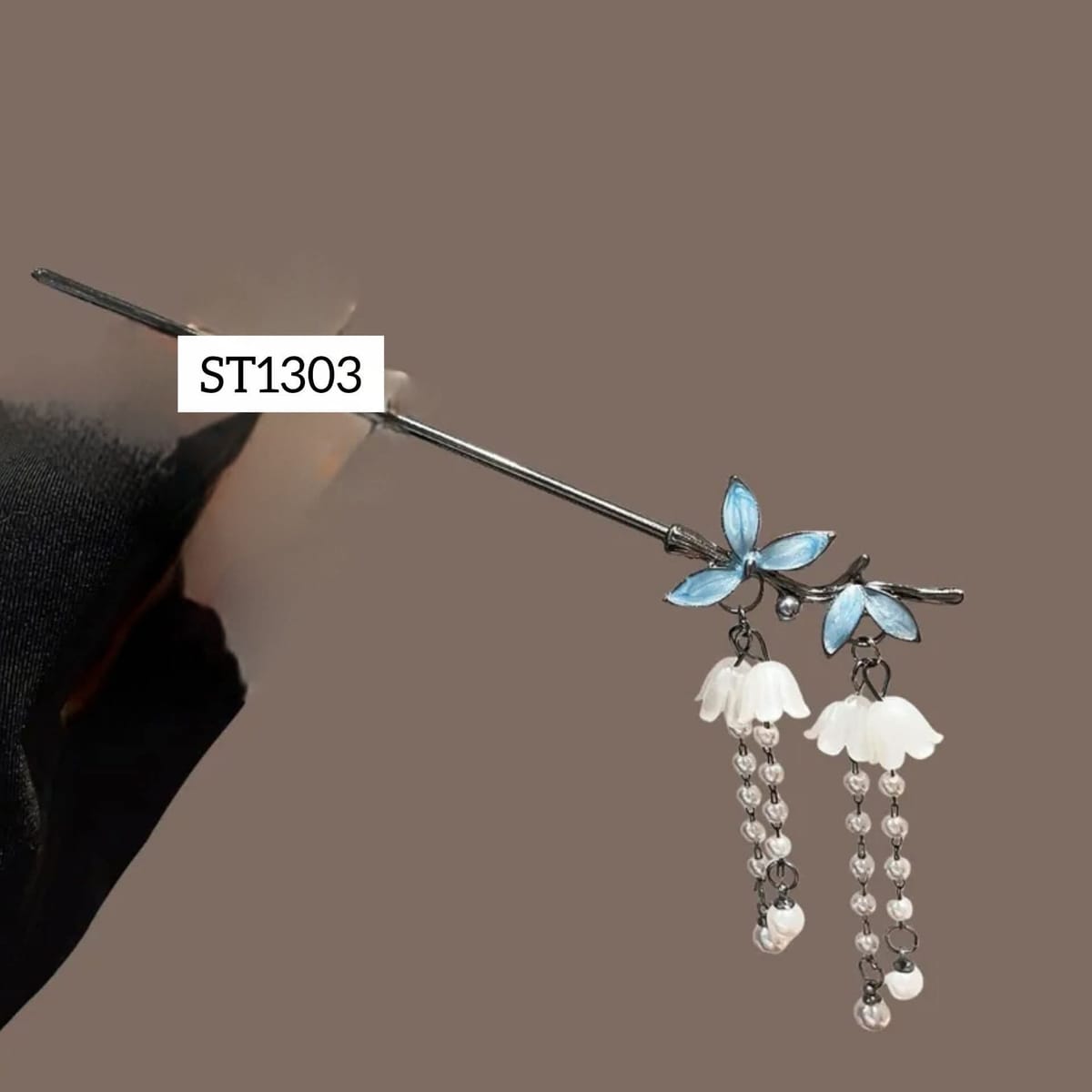 st1303