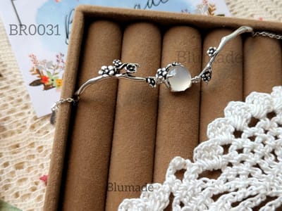 BR0031 Chalcedony stone Bracelet_img_3