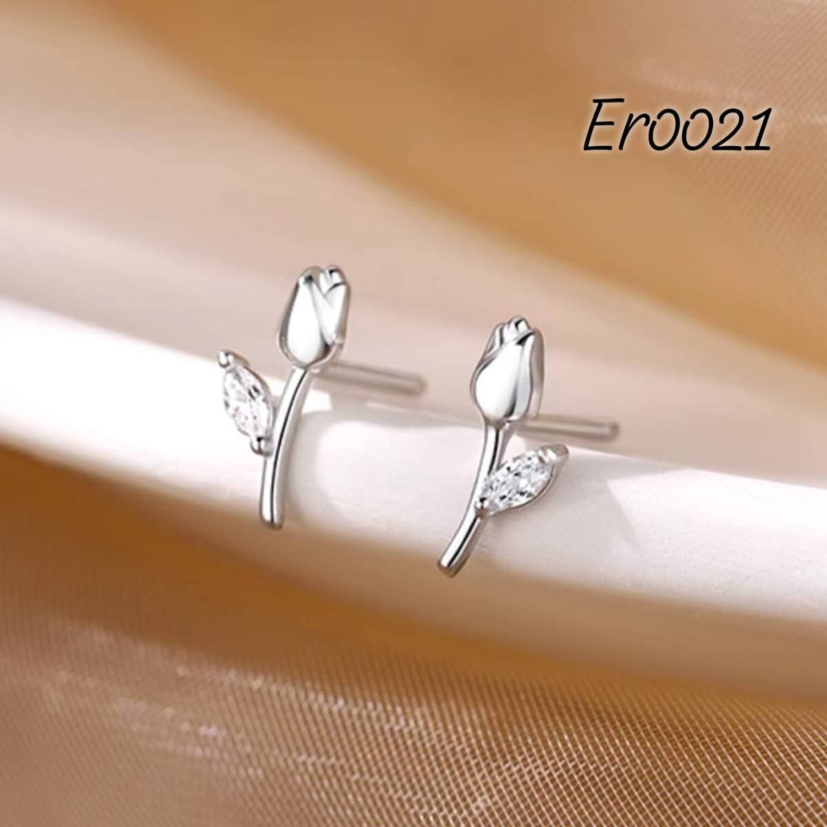 top earring (mini size)