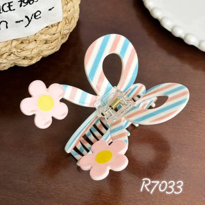 R7033 claw clip