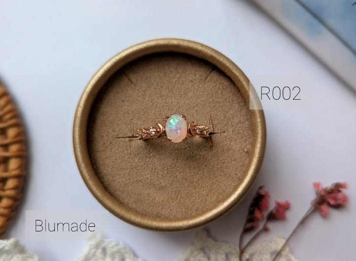 R002 Ring