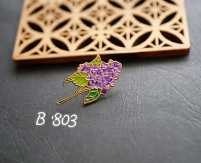 brooch - slide to see details_img_0