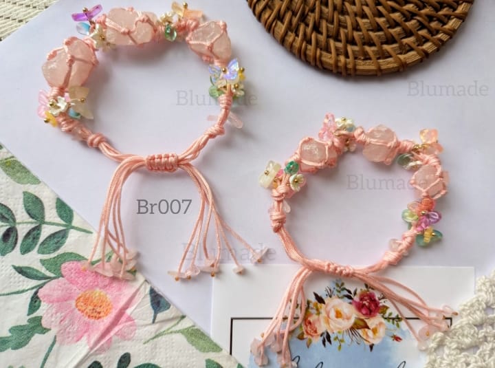 Br007 Natural quartz stone bracelet