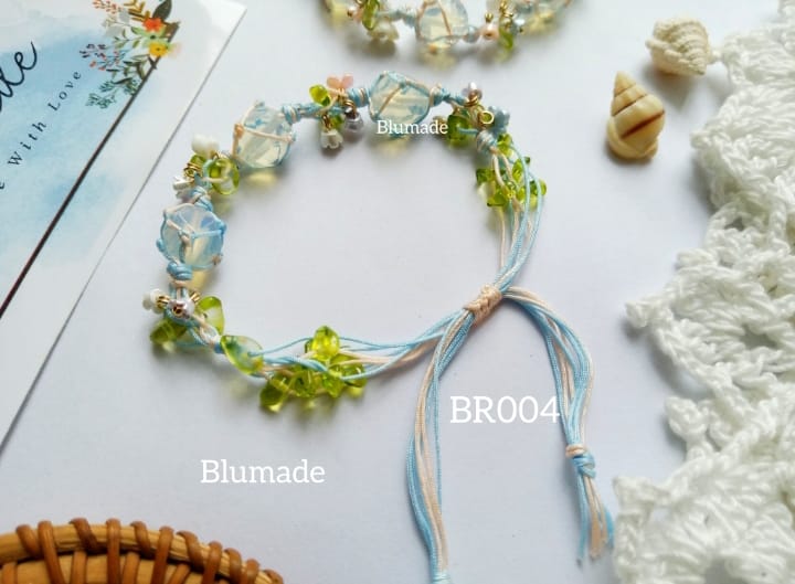 BR004 Natural quartz stone bracelet