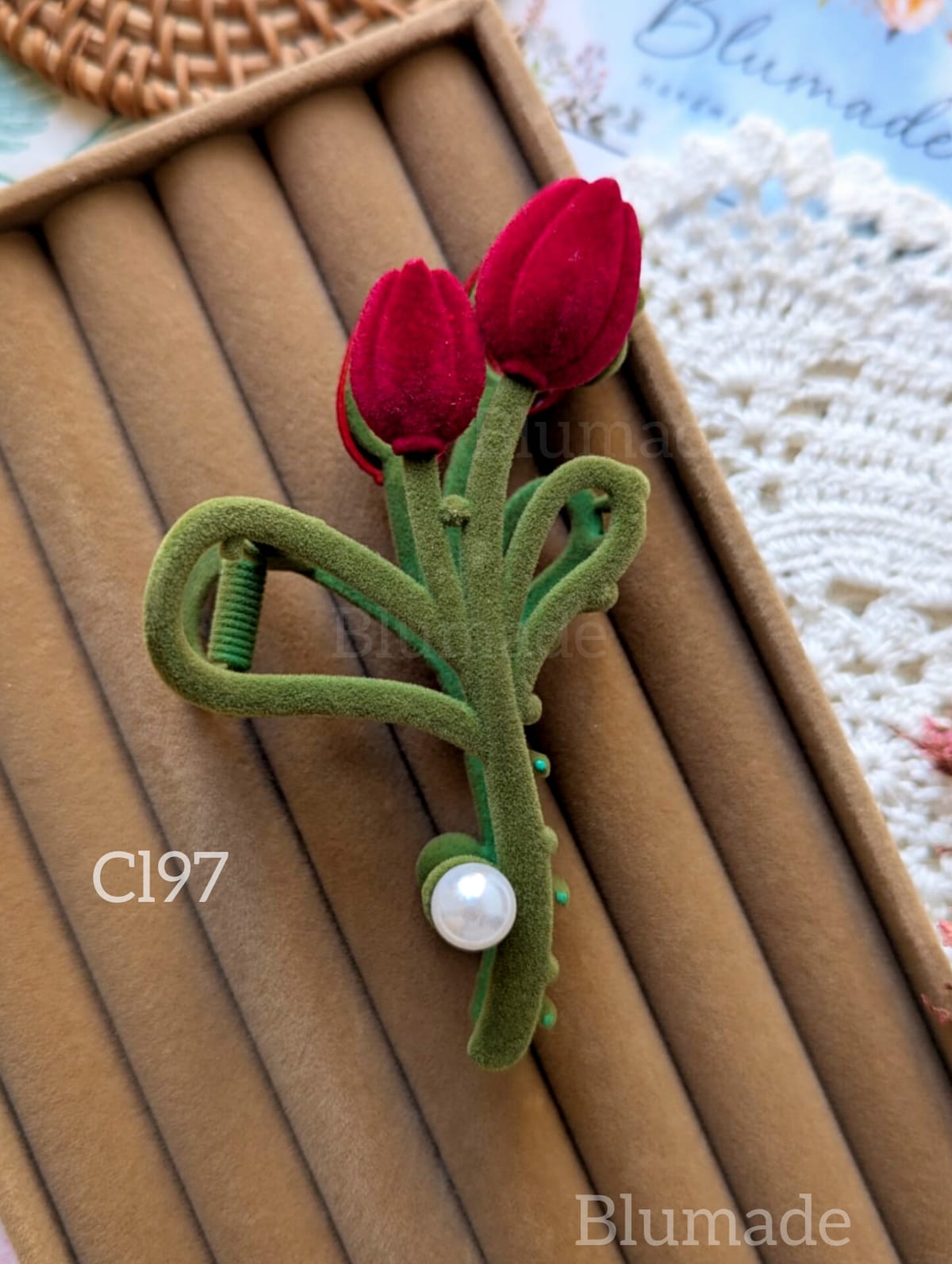 cl97 Metal claw/punch clip