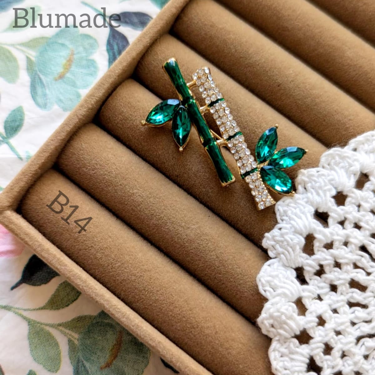 B14 brooch
